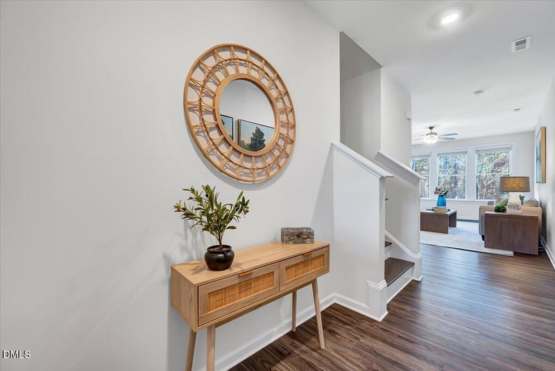 1130 Alston Ridge Ct, Cary, NC 27519