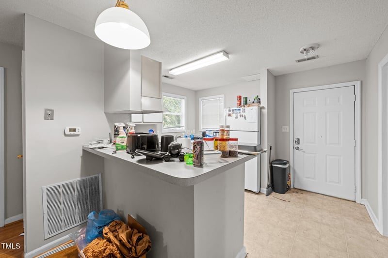 1130 Carlton Ave #103, Raleigh, NC 27606