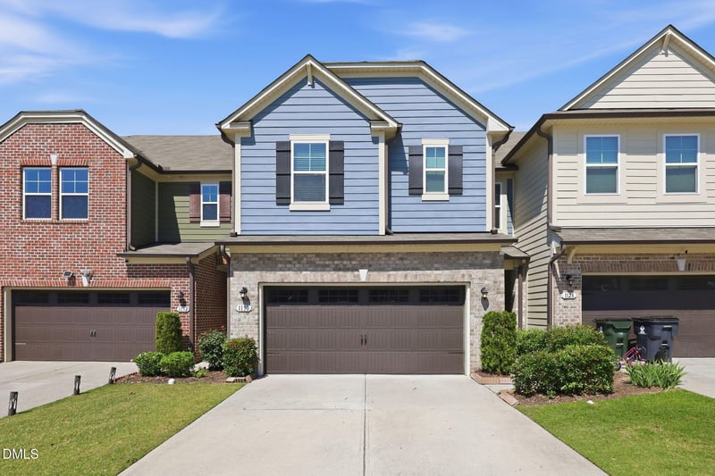 1130 Doe Blossom Ln, Apex, NC 27502
