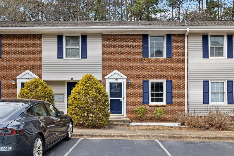 1130 Nottingham Cir, Cary, NC 27511