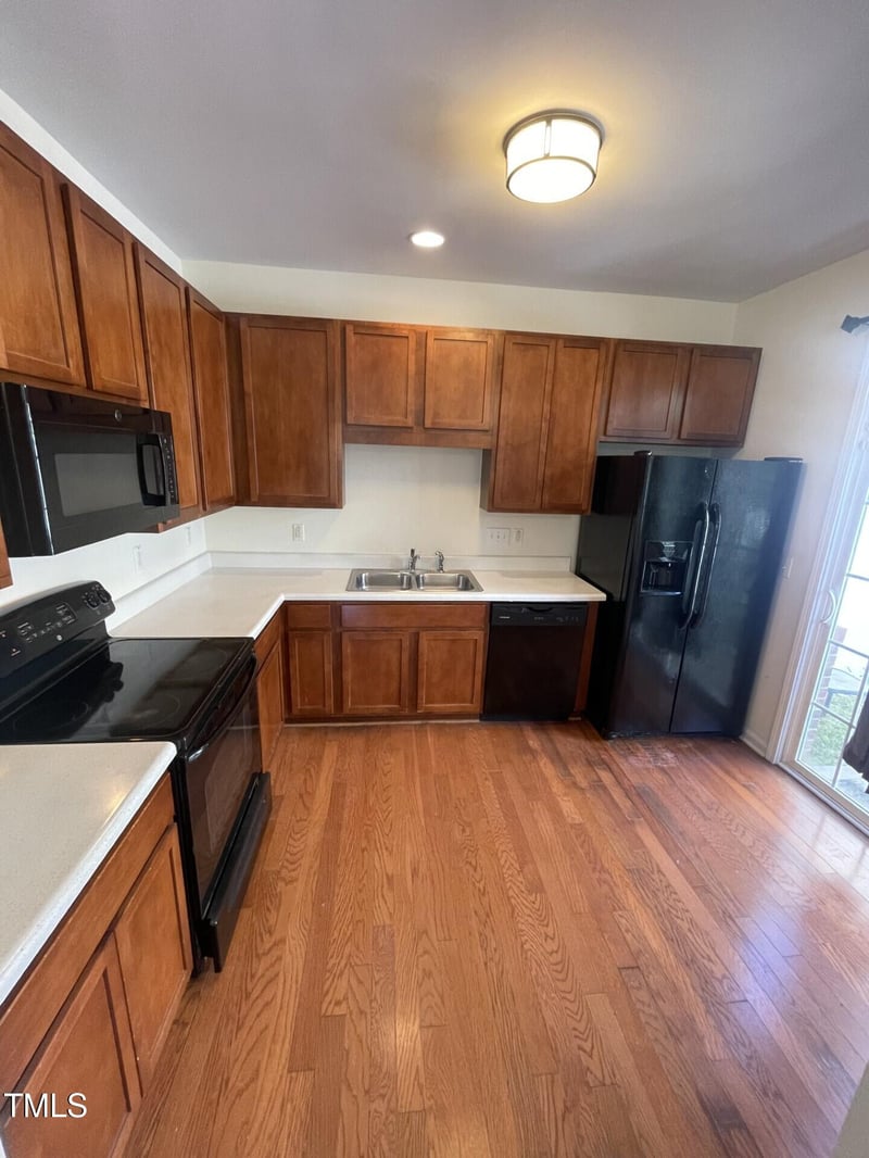 1130 Renewal  #100, Raleigh, NC 27603