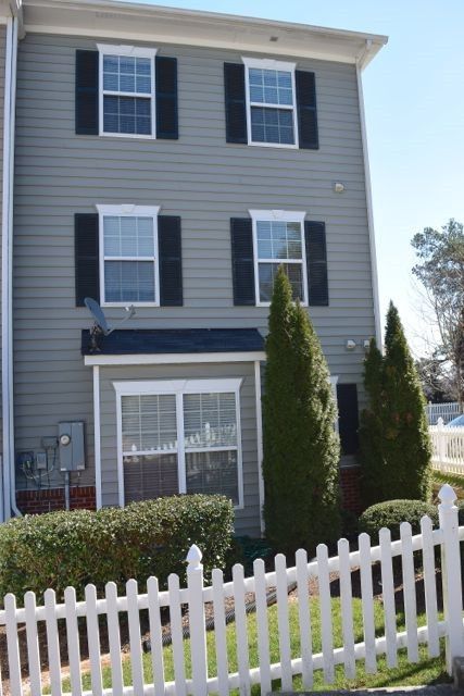 1130 Renewal Pl #104, Raleigh, NC 27603