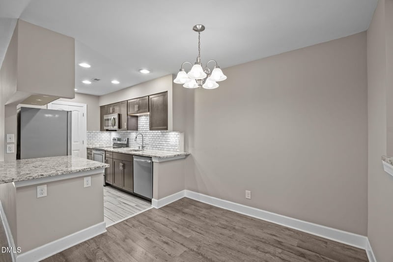 1130 Schaub Dr #J, Raleigh, NC 27606