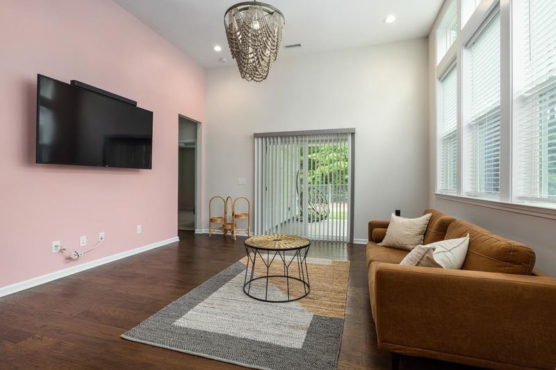 1131 Fitchie Pl, Durham, NC 27703