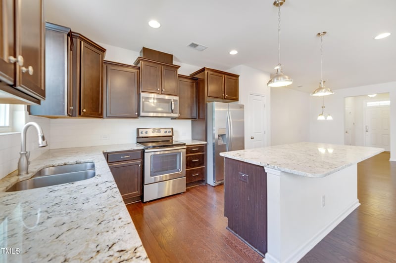 1131 Little Gem Ln, Apex, NC 27523