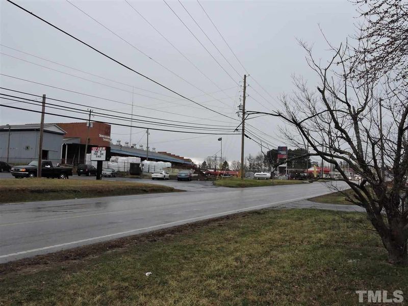 1131 N Main St, Roxboro, NC 27573