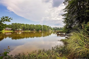1131 Offshore Dr, Fayetteville, NC 28305