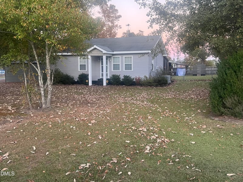 1131 Us Hwy 701 South Hw, Four Oaks, NC 27524