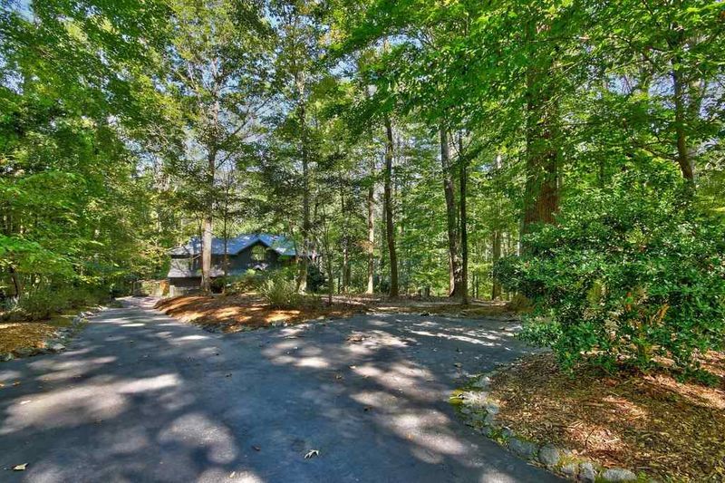 11312 Saddleview Ct, Raleigh, NC 27613