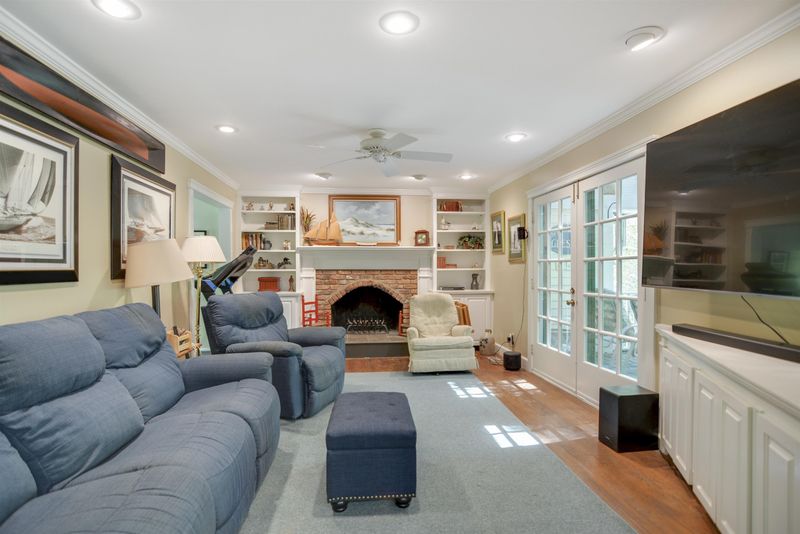 11316 Rumshill Rd, Raleigh, NC 27614