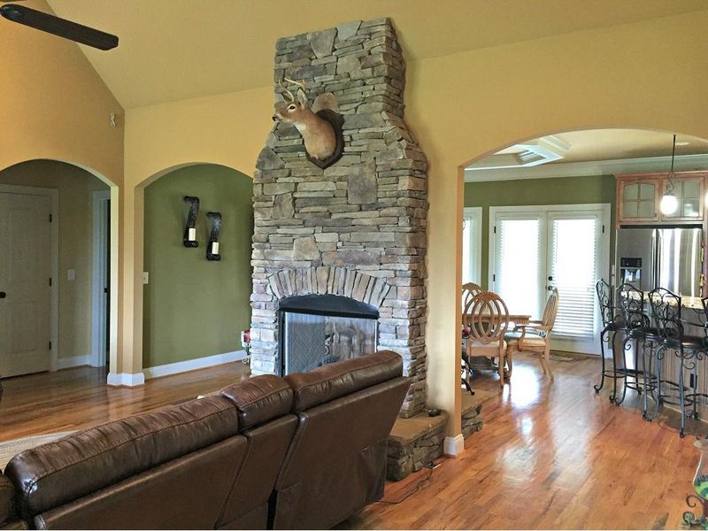1132 Boone Rd, Burlington, NC 27217