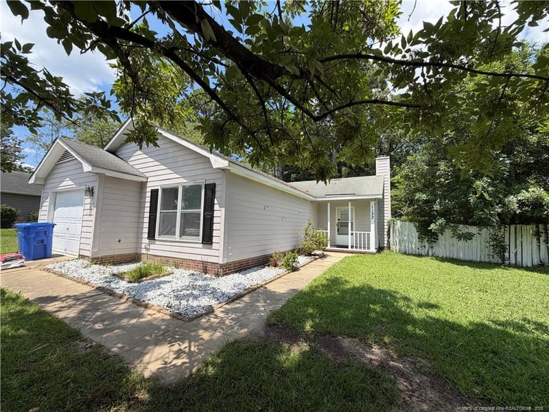 1132 Hoke Loop Rd, Fayetteville, NC 28314