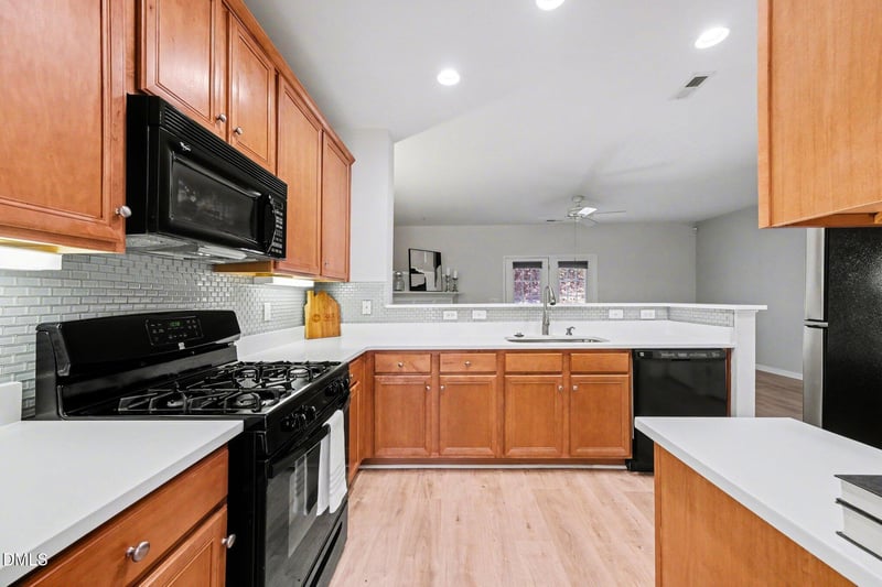 1132 Vermillion Dr, Durham, NC 27713