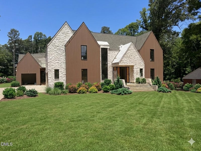 1132 Wimbleton Dr, Raleigh, NC 27609
