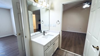 11320 Clubhaven Pl #103, Raleigh, NC 27617