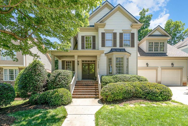 11320 Oakcroft Dr, Raleigh, NC 27614