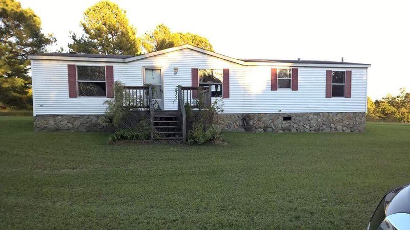 1133 Black Rd, Sanford, NC 27330