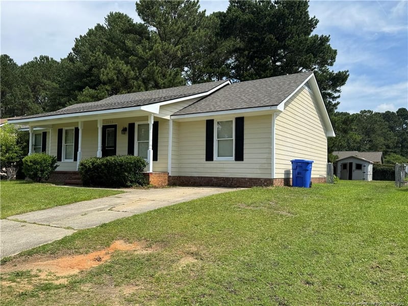 1133 Christina St, Fayetteville, NC 28314