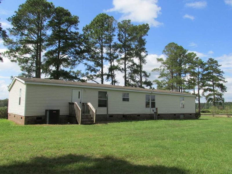 1133 Joyner Bridge Rd, Four Oaks, NC 27524