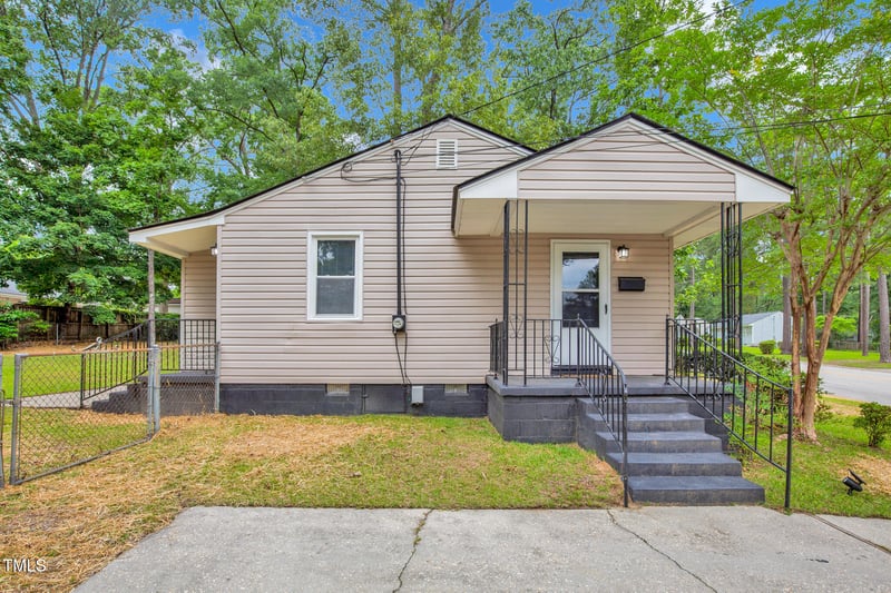 1133 Stamper Rd, Fayetteville, NC 28303