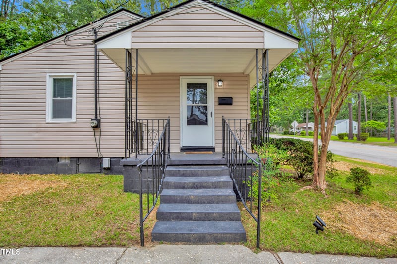 1133 Stamper Rd, Fayetteville, NC 28303