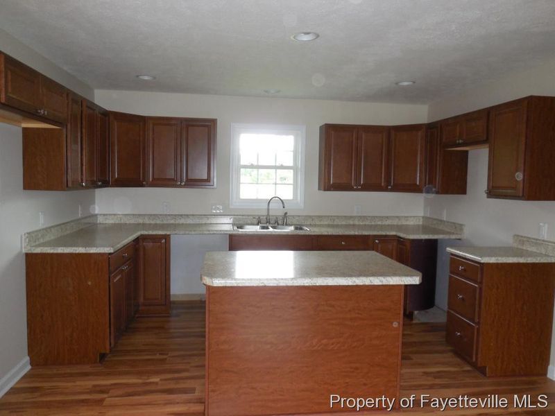 11332 Dunn Rd, Dunn, NC 28334