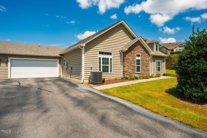 1134 Blue Bird Ln, Wake Forest, NC 27587