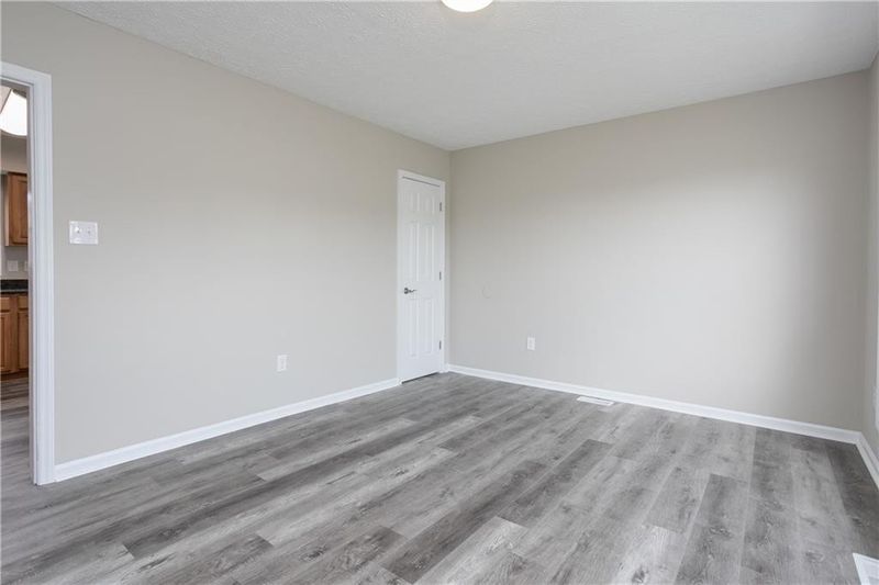 1134 Chandler Ave, Burlington, NC 27217