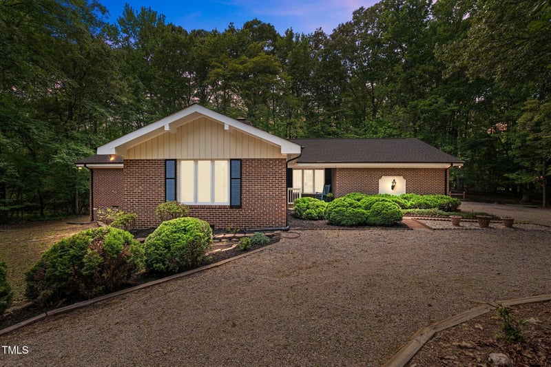 1134 Deerfoot Trl, Sanford, NC 27332