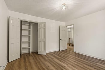 1134 Manchester Dr, Cary, NC 27511