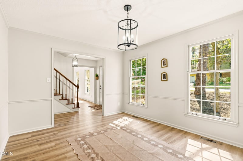 1134 Manchester Dr, Cary, NC 27511