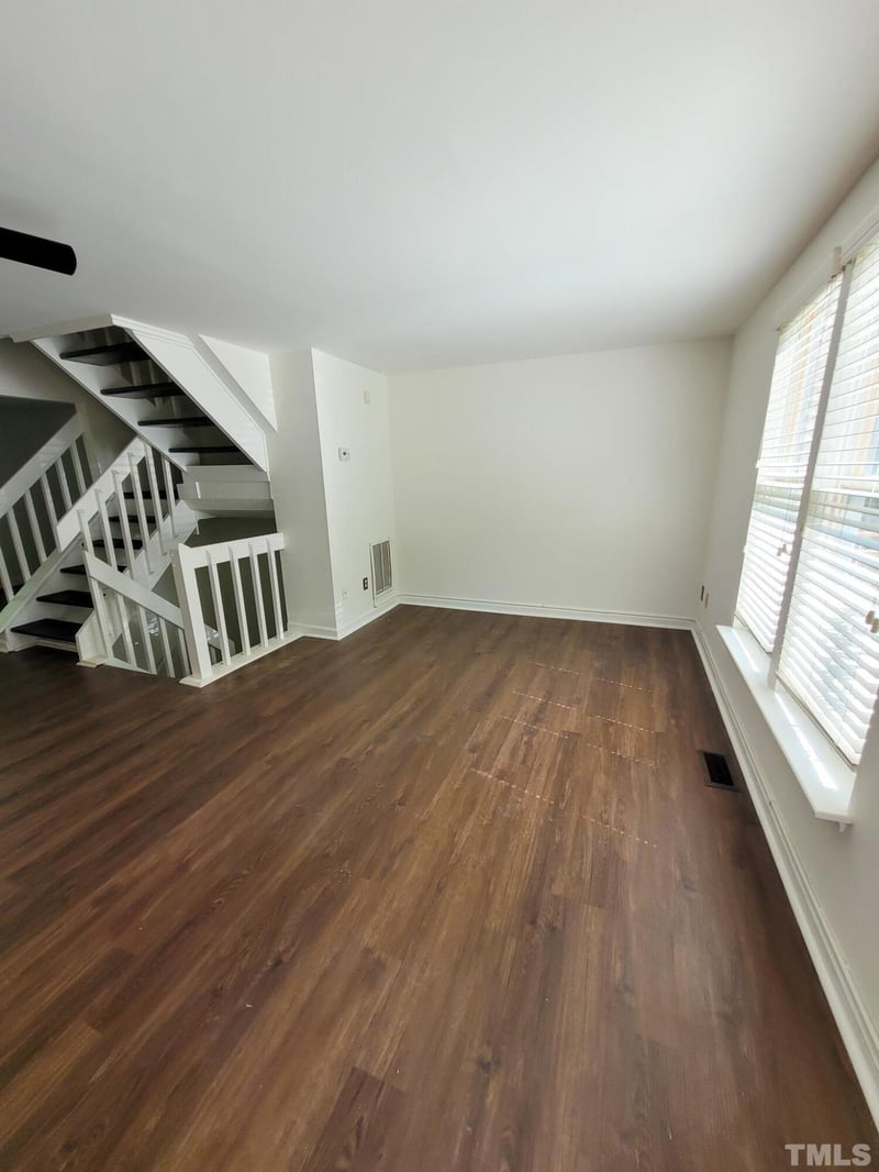1134 Villa Green Ct, Raleigh, NC 27612