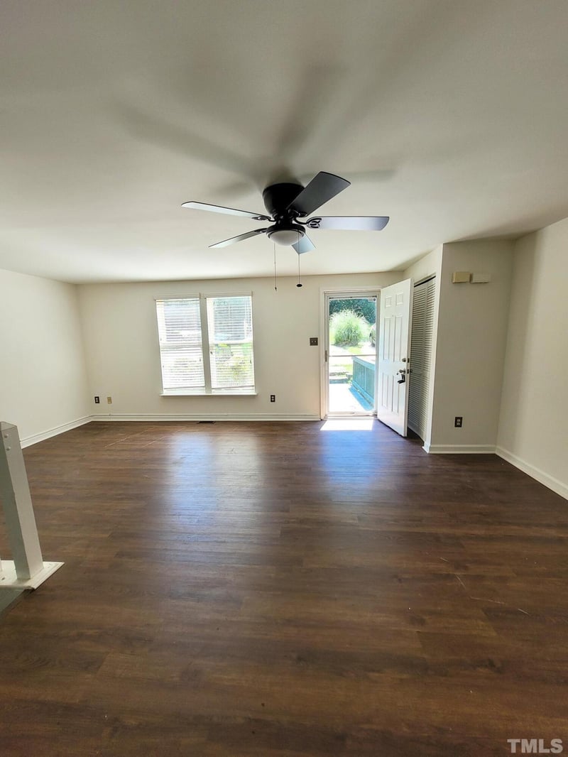 1134 Villa Green Ct, Raleigh, NC 27612