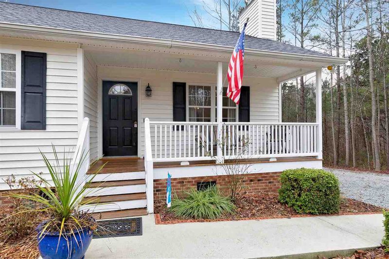 1135 Deep Canyon Dr, Clayton, NC 27520