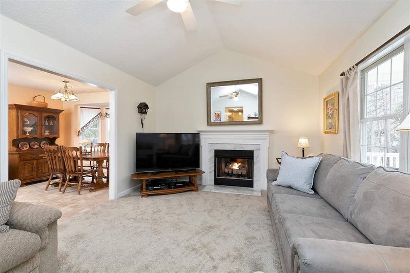 1135 Deep Canyon Dr, Clayton, NC 27520