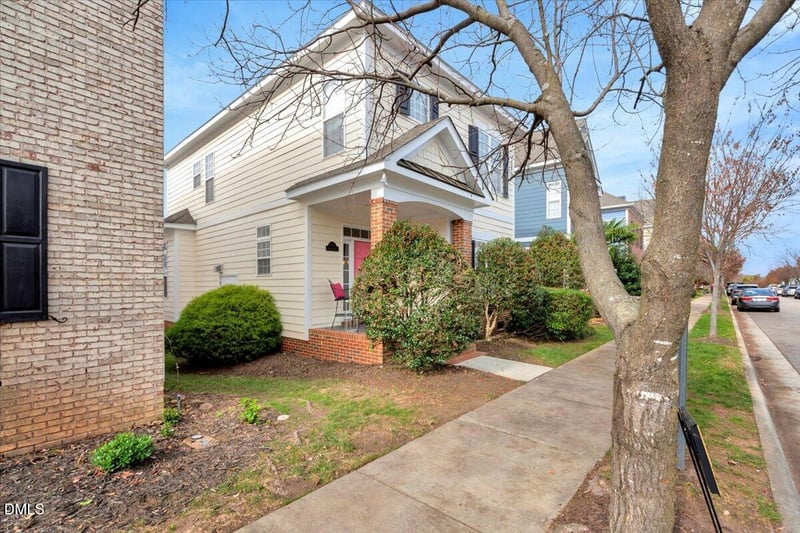 1135 Harp St, Raleigh, NC 27604