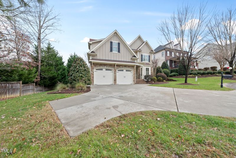 11350 Oakcroft Dr, Raleigh, NC 27614