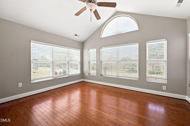 1136 Blue Bird Ln, Wake Forest, NC 27587