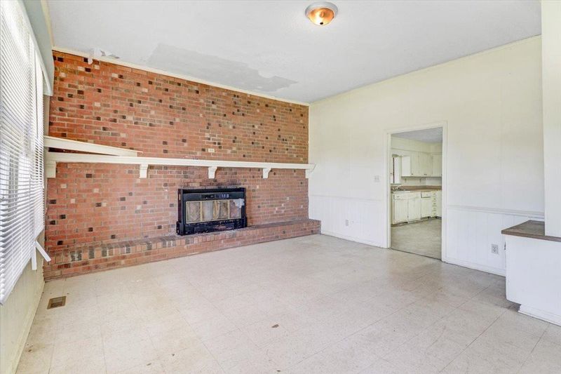 1136 Buffalo Rd, Smithfield, NC 27577
