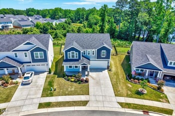 1136 Quindell Dr, Holly Springs, NC 27540