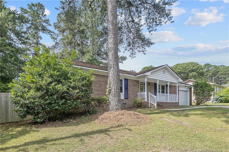 1137 Andrews Rd, Fayetteville, NC 28311