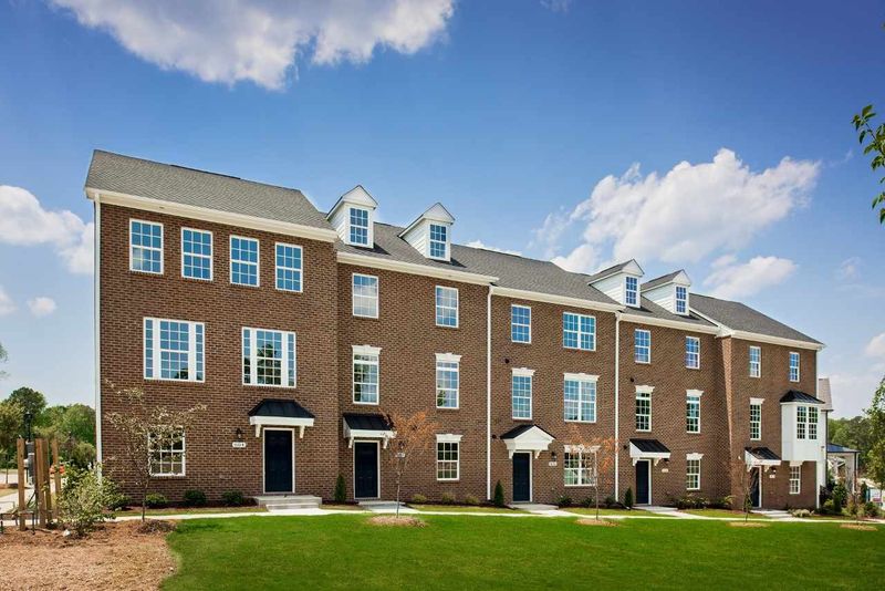 1137 Bradburn Dr, Durham, NC 27713