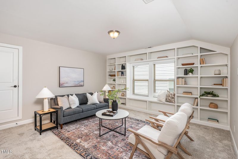 1137 Lippincott Rd, Durham, NC 27703