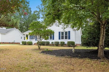 1137 Spruce Dr, Zebulon, NC 27597