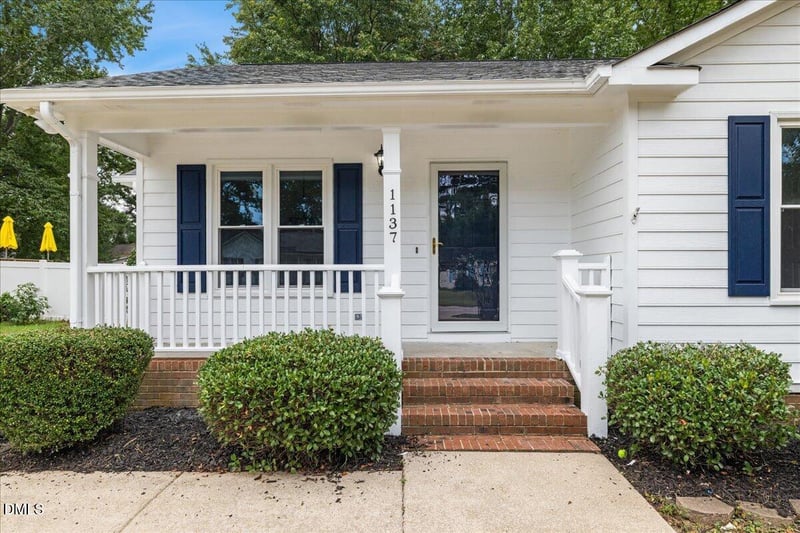 1137 Spruce Dr, Zebulon, NC 27597