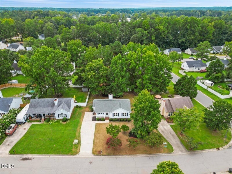 1137 Spruce Dr, Zebulon, NC 27597