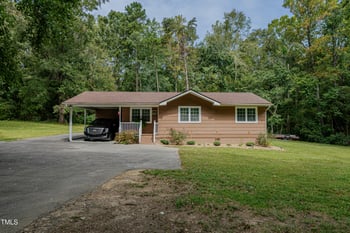 1139 Greenwood Dr, Burlington, NC 27217