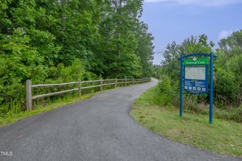 1139 Grogans Mill Dr, Cary, NC 27519