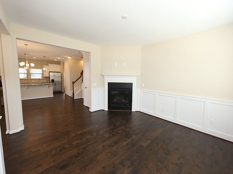 1139 Metropolitan Dr, Durham, NC 27713