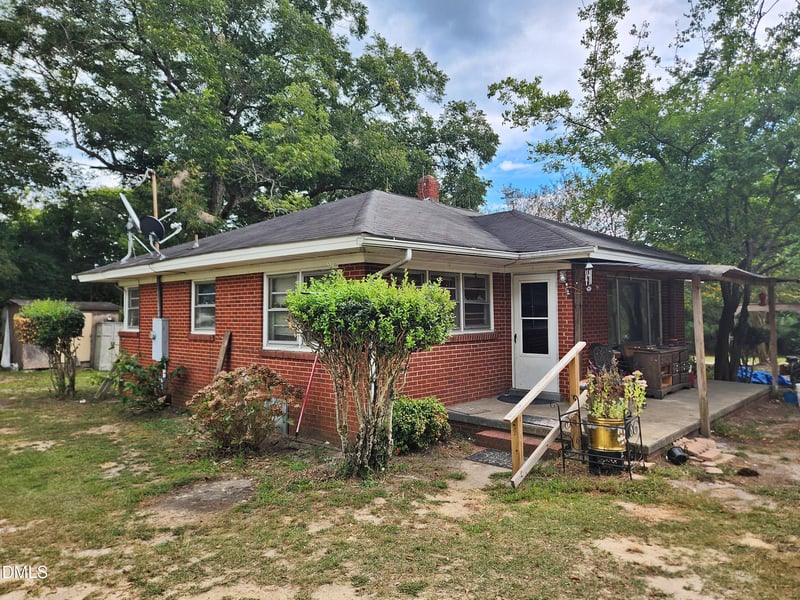 1139 Stockyard Rd, Lillington, NC 27546